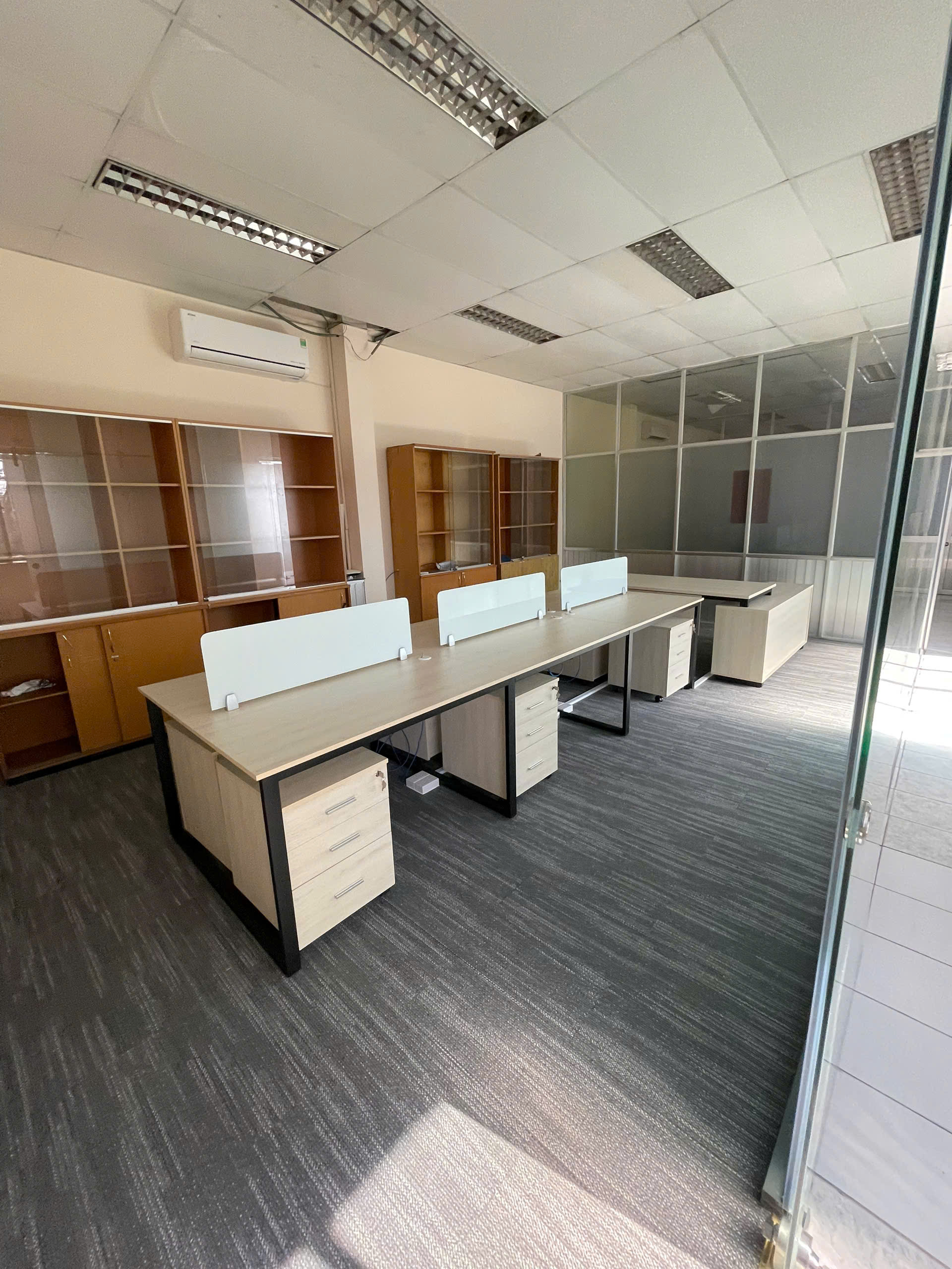 Thiết kế nội thất văn phòng